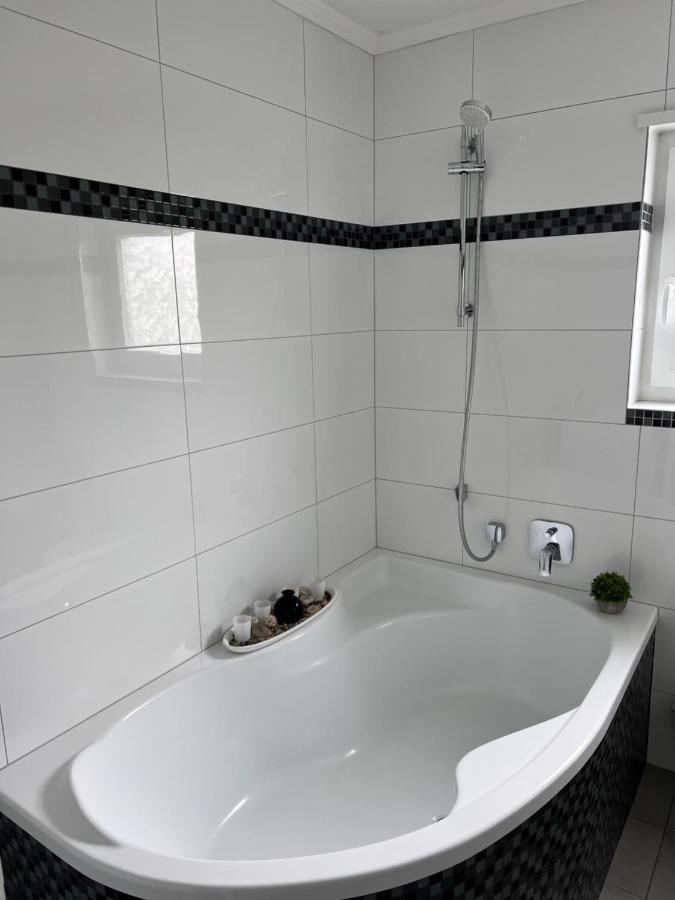 Prime Host Lovely Apartment Karlsruhe Exterior photo